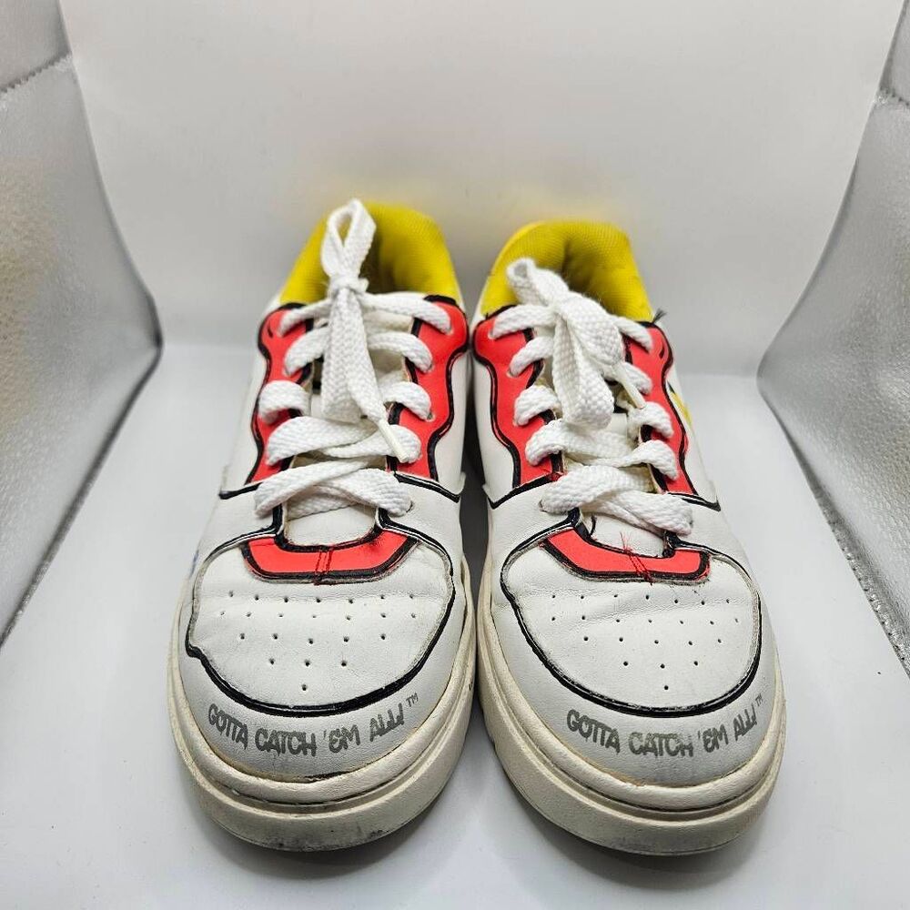 Zara kids Pokémon Sneakers Size 2.5